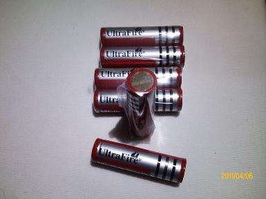 ถ่านชาร์จ 18650 Ultrafire มีวงจร