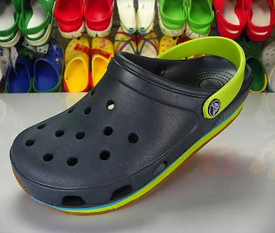 crocs retro (New colors) สินค้าหมด