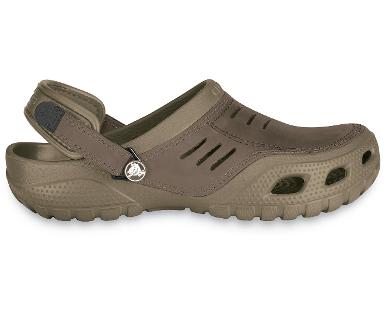 crocs yukon sport clog khaki/coffee